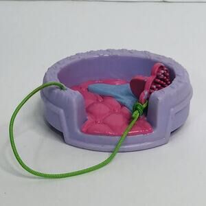 Vintage fisher price loving family doll house pet bed with brush pink and purple